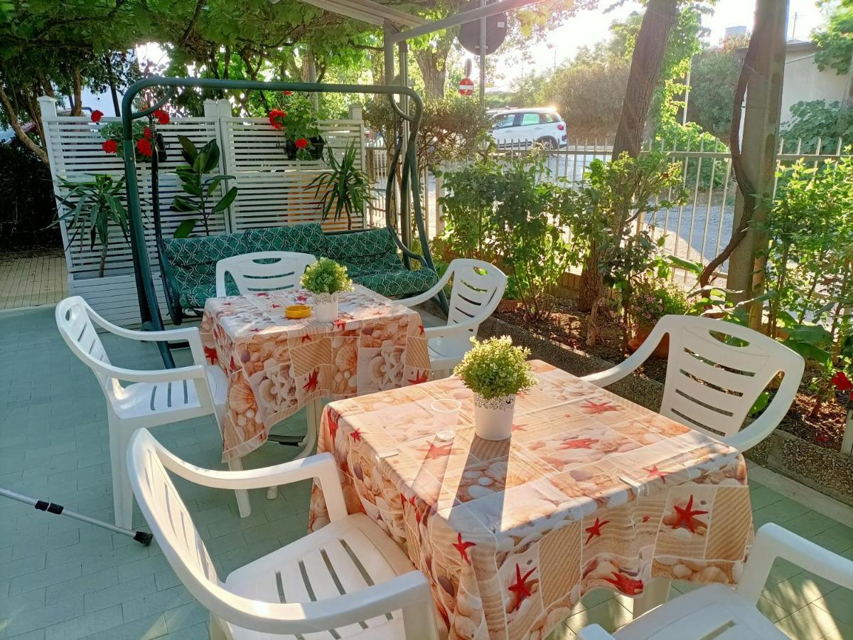 Villa Lauda B&B Rimini Eksteriør bilde