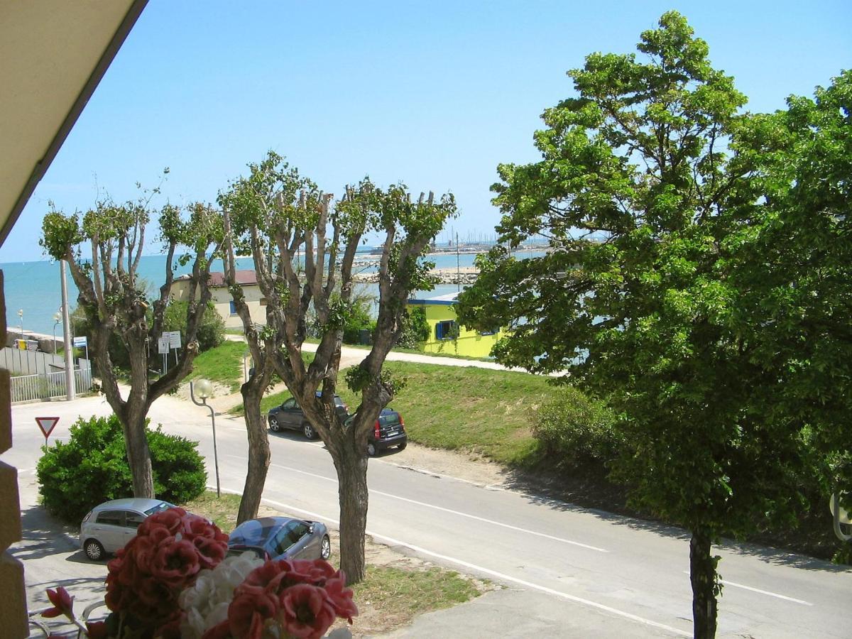 Villa Lauda B&B Rimini Eksteriør bilde